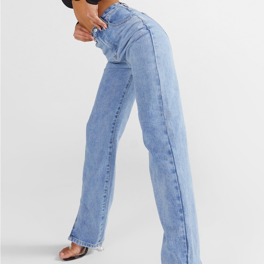 BOOHOO Jeans Blue‎ Stone Wash Blue High Rise Tapered Mom Women's Sz 4 - Picture 2 of 7
